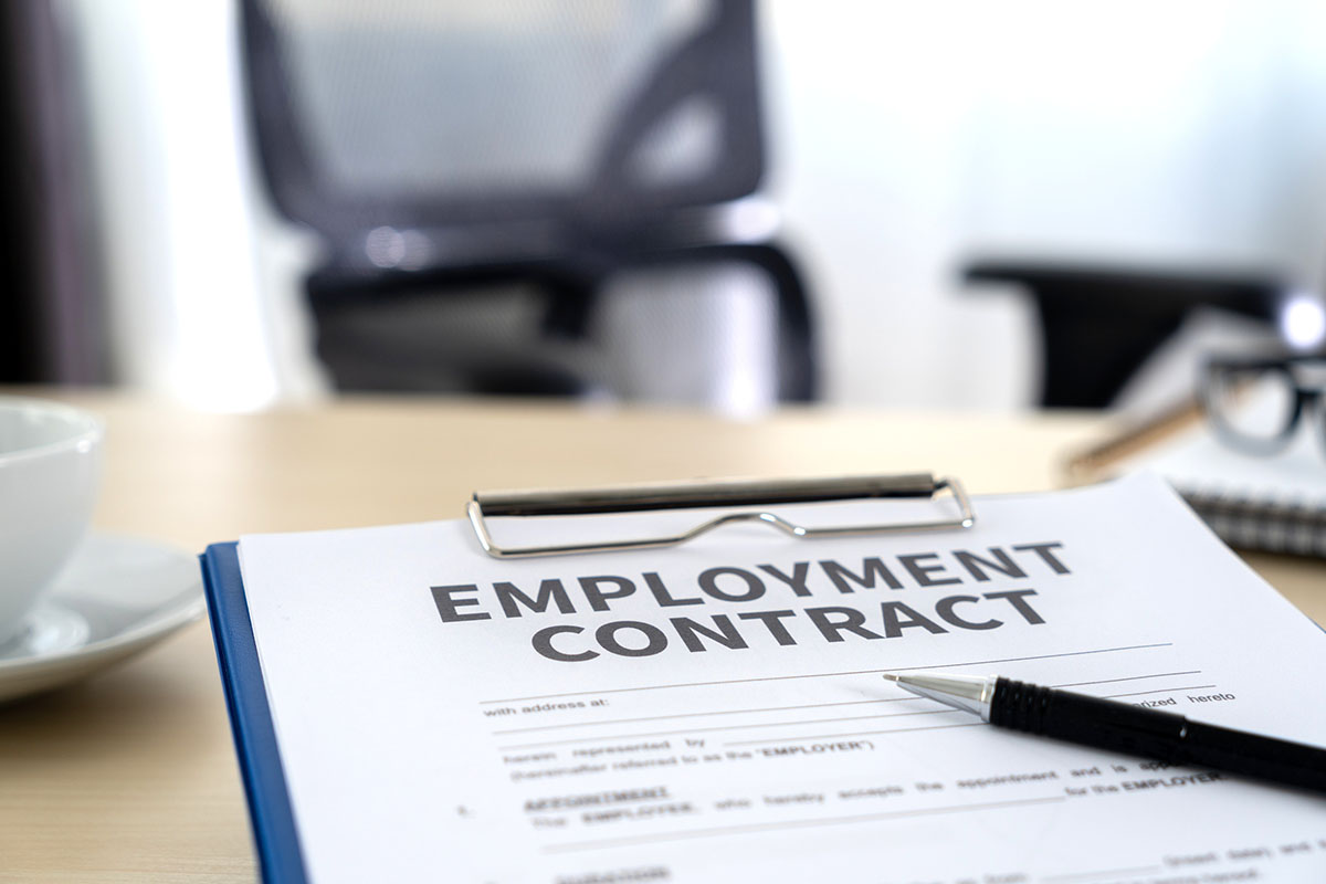 A Study of 14,000 Job Offers Found Noncompetes Cut Pay and Mobility Without Protecting Trade Secrets